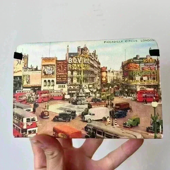 Cavallini & Co Black and Red Retro London Notebook Journal Vintage Vibe - Picture 3 of 8